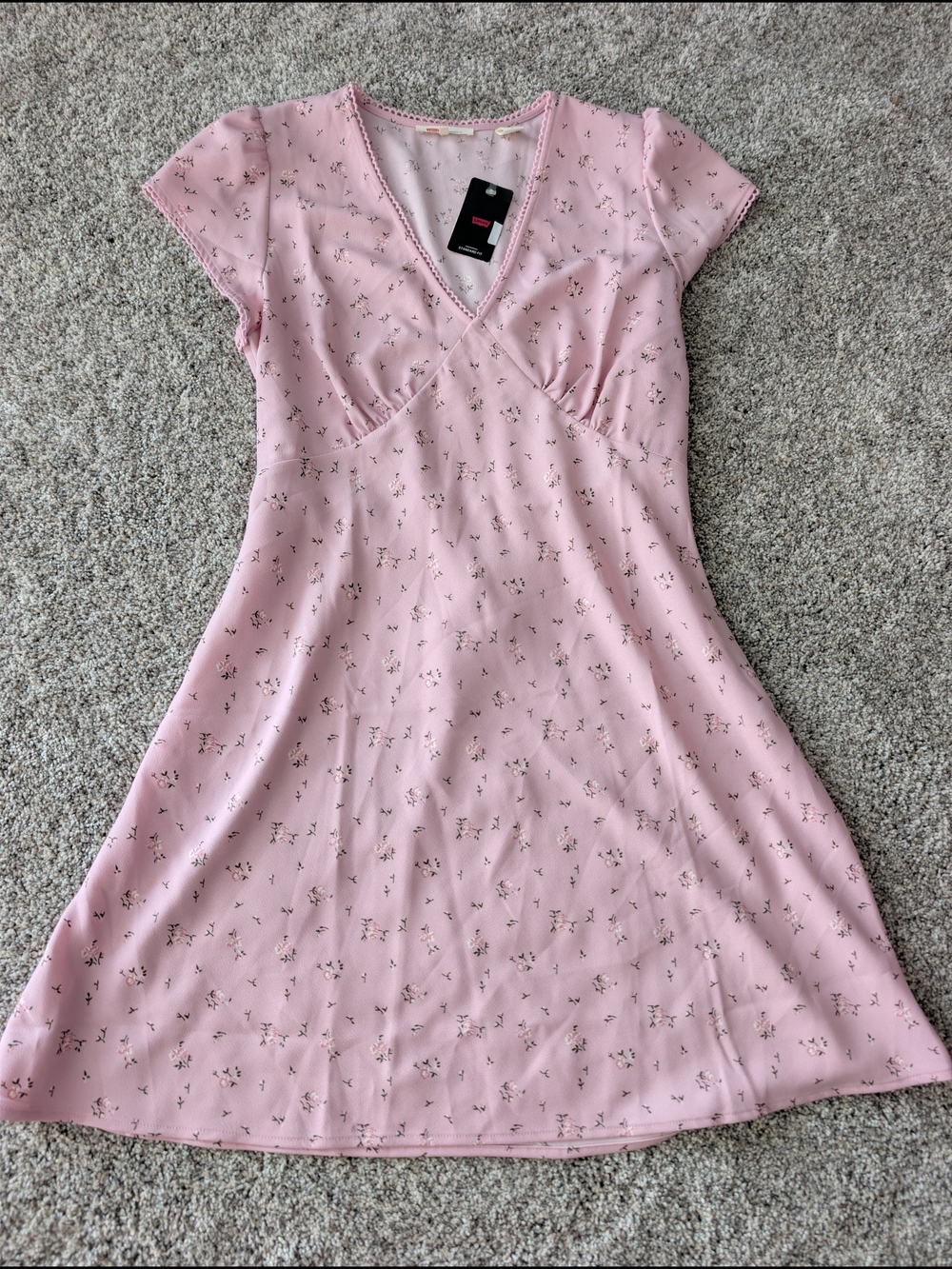 NWT Levi’s Ellory Floral V-Neck Mini Dress Pink Size L